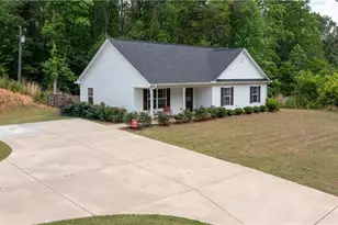 769 Burnt Stand Rd, Dawsonville, GA 30534 - Photo 1