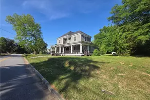 246 Newnan St, Franklin, GA 30217 - Photo 3