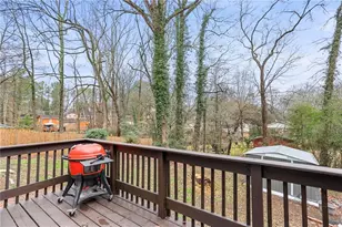 2082 Marble Arch Dr, Decatur, GA 30035 - Photo 9