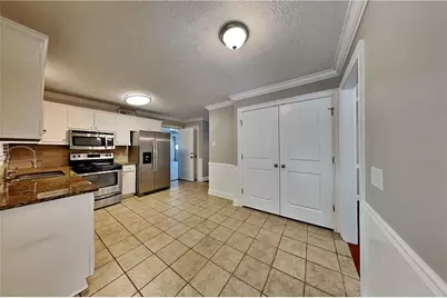 2406 Southern Oak Drive SW, Marietta, GA 30064 - Photo 5
