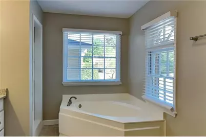 2406 Southern Oak Drive SW, Marietta, GA 30064 - Photo 11
