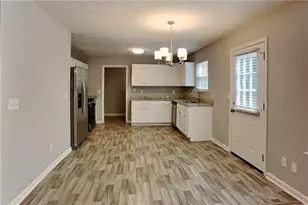 5315 Paddington Ln, Powder Springs, GA 30127 - Photo 7