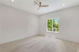 290 Christopher Robin Rd, Alpharetta, GA 30005 - Photo 25
