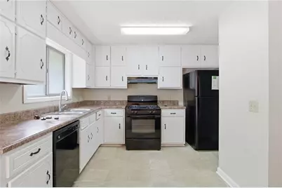 2612 Hewatt Road, Snellville, GA 30039 - Photo 15
