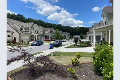 556 Avondale Hills Drive, Avondale Estates, GA 30032 - Photo 5