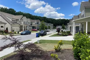556 Avondale Hills Dr, Avondale Estates, GA 30032 - Photo 5