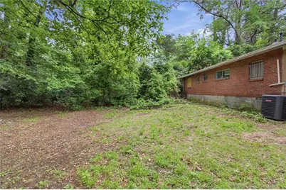 2079 Woodberry Avenue, Atlanta, GA 30344 - Photo 13