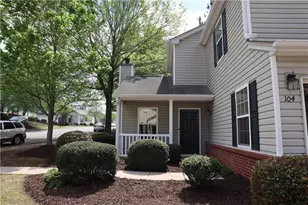 104 W Oaks Pl, Woodstock, GA 30188 - Photo 5