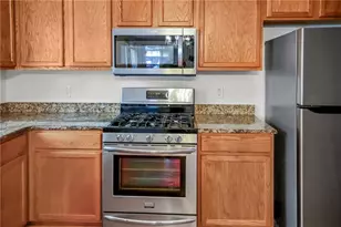 104 W Oaks Pl, Woodstock, GA 30188 - Photo 11