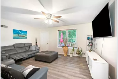 6372 Valley Dale Drive, Riverdale, GA 30274 - Photo 5