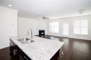 5570 Lightheart Ct, Suwanee, GA 30024 - Photo 13