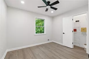 2490 Stoney Brook Ln NE, Marietta, GA 30062 - Photo 19