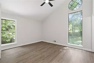 2490 Stoney Brook Ln NE, Marietta, GA 30062 - Photo 13