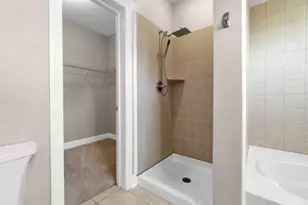 2230 Cheshire Bridge Rd, Atlanta, GA 30324 - Photo 15