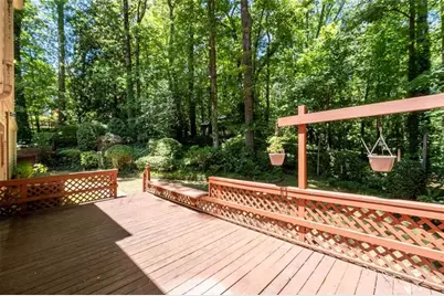 92 Brandon Ridge Drive, Sandy Springs, GA 30328 - Photo 33