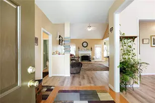 310 Hillcrest Dr, Hiram, GA 30141 - Photo 5