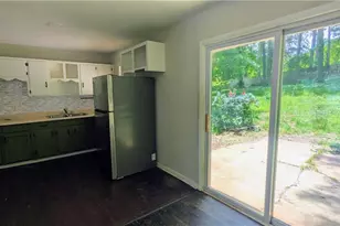 2381 Woodland Dr NW, Kennesaw, GA 30152 - Photo 7