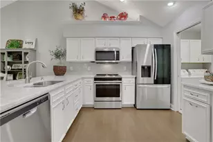 6105 Malloway Ct, Cumming, GA 30041 - Photo 13