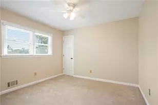 4989 Kings Wood Dr NE, Roswell, GA 30075 - Photo 27