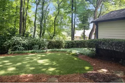 4989 Kings Wood Drive NE, Roswell, GA 30075 - Photo 3