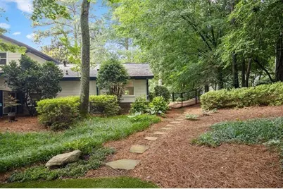 4989 Kings Wood Drive NE, Roswell, GA 30075 - Photo 9