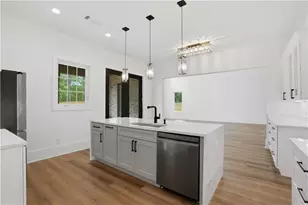 4267 Wesley Chapel Rd, Marietta, GA 30062 - Photo 9