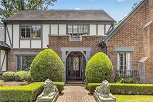 806 Kinloch St NW, Atlanta, GA 30327 - Photo 3