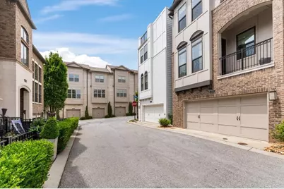 529 Broadview Lane NE, Atlanta, GA 30324 - Photo 21