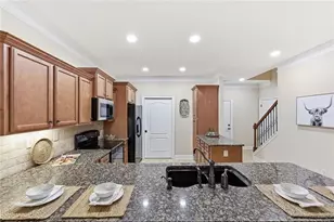 2826 Fox Wood Ln, Gainesville, GA 30504 - Photo 7
