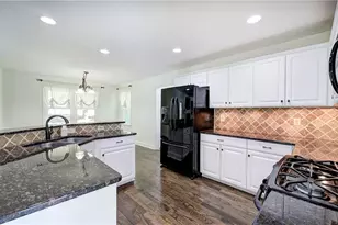 2065 Ursuline Way NW, Acworth, GA 30101 - Photo 19