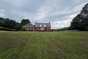 1444 Doe Valley Dr, Lithonia, GA 30058 - Photo 3