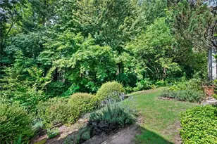 1128 Promontory Dr, Marietta, GA 30062 - Photo 45