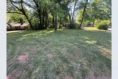 1061 Jolly Avenue, Clarkston, GA 30021 - Photo 17
