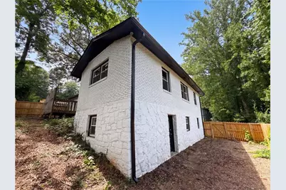 3807 Greenhill Drive, Atlanta, GA 30341 - Photo 5