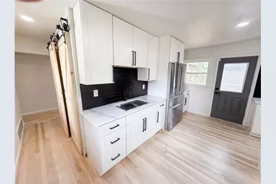 3807 Greenhill Drive, Atlanta, GA 30341 - Photo 11