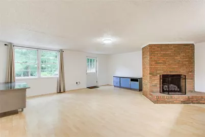 625 River Chase Point, Atlanta, GA 30328 - Photo 37