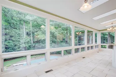 625 River Chase Point, Atlanta, GA 30328 - Photo 13