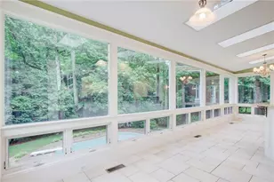 625 River Chase Point, Atlanta, GA 30328 - Photo 13