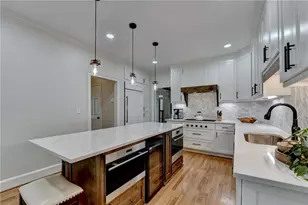 10100 Twingate Dr, Johns Creek, GA 30022 - Photo 17