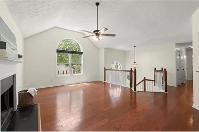 707 Rising Way, Woodstock, GA 30189 - Photo 3