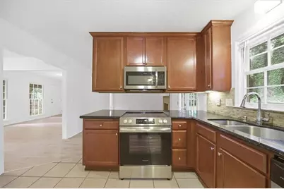 6542 Payton Woods Lane, Tucker, GA 30084 - Photo 5