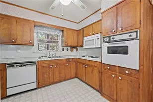2939 Lone Star Trail, Atlanta, GA 30340 - Photo 9