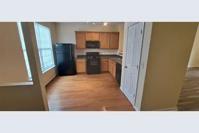 4330 Park Gate Drive, Atlanta, GA 30344 - Photo 3