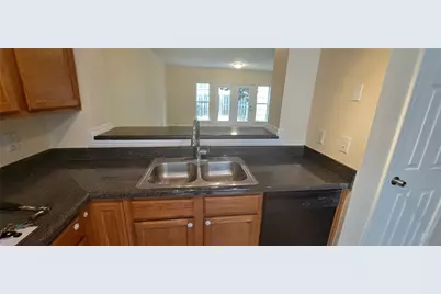 4330 Park Gate Drive, Atlanta, GA 30344 - Photo 5