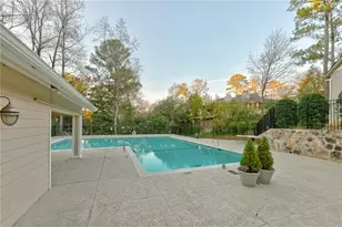 2075 Clairmeade Valley Rd NE, Atlanta, GA 30329 - Photo 23