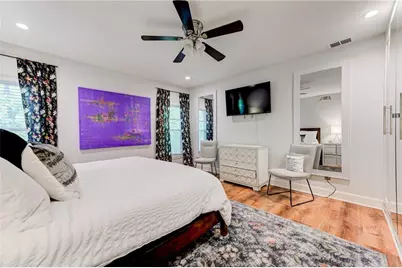 2075 Clairmeade Valley Road NE, Atlanta, GA 30329 - Photo 11