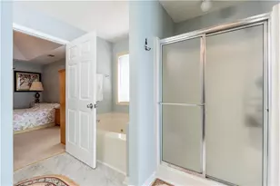 727 8 Point Ct, Suwanee, GA 30024 - Photo 21