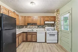 5957 Baywood Ln, Riverdale, GA 30296 - Photo 13