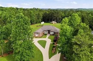 304 Deer Creek Dr, Forsyth, GA 31029 - Photo 1