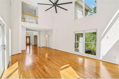802 Eastside Pointe, Woodstock, GA 30189 - Photo 3